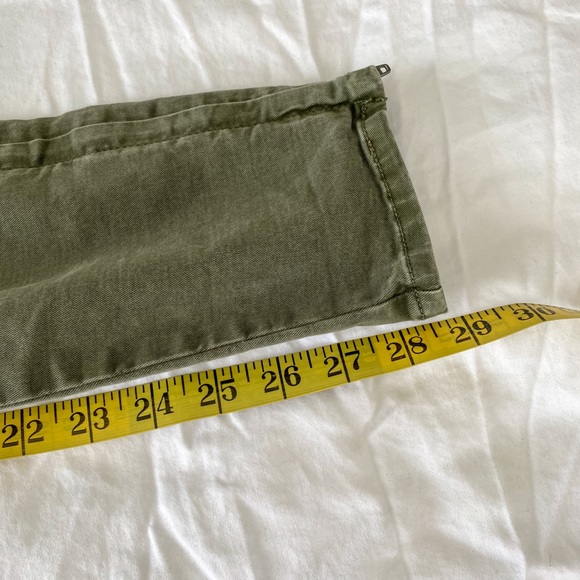 2/$50💙 CLOSET CLEAN OUT: Aritzia cargo pants/jeans - Picture 13 of 15